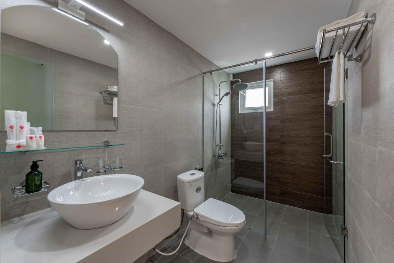 הו צ'י מין סיטי Edoya Hotel Dong Khoi מראה חיצוני תמונה