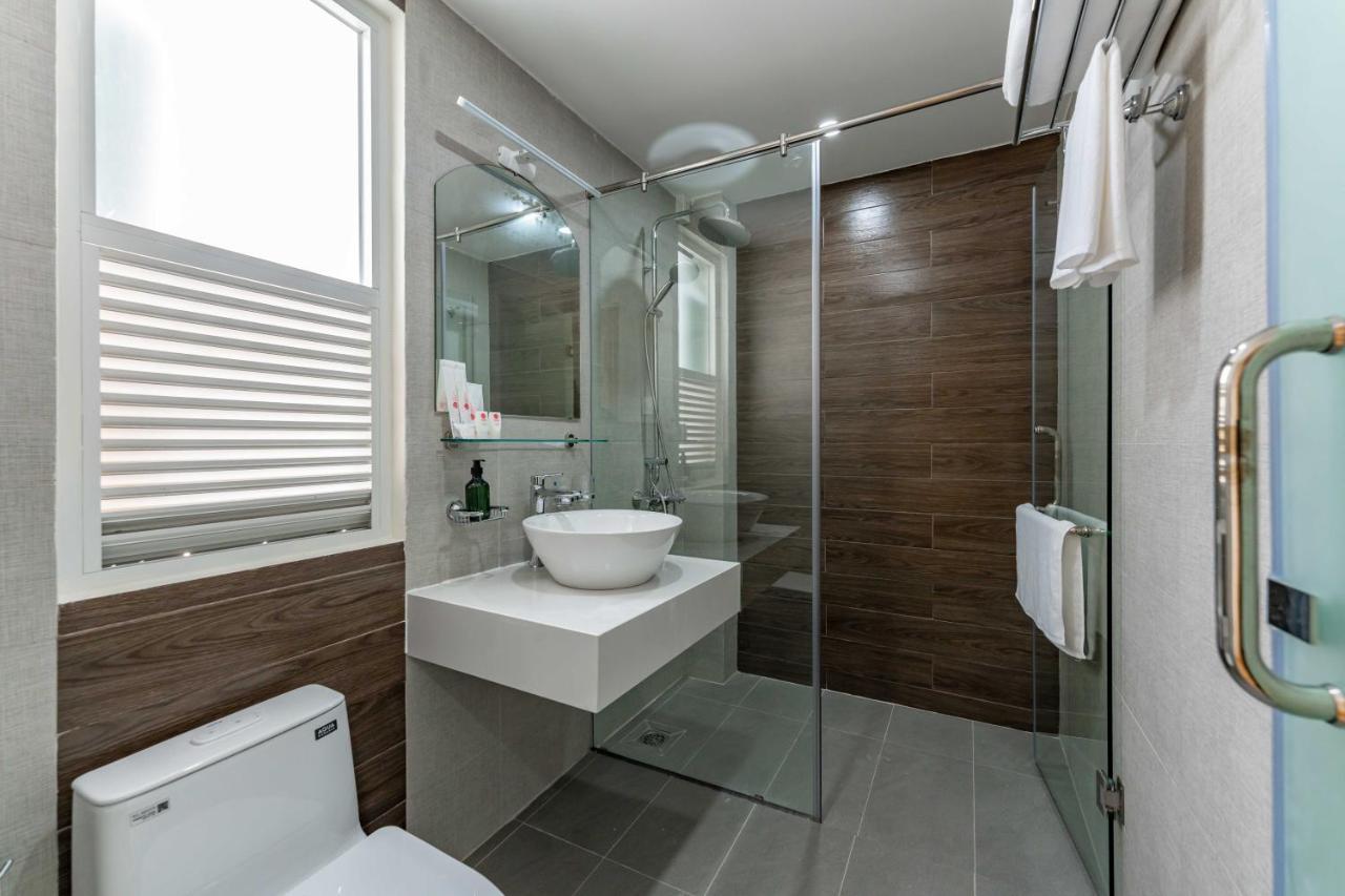 הו צ'י מין סיטי Edoya Hotel Dong Khoi מראה חיצוני תמונה